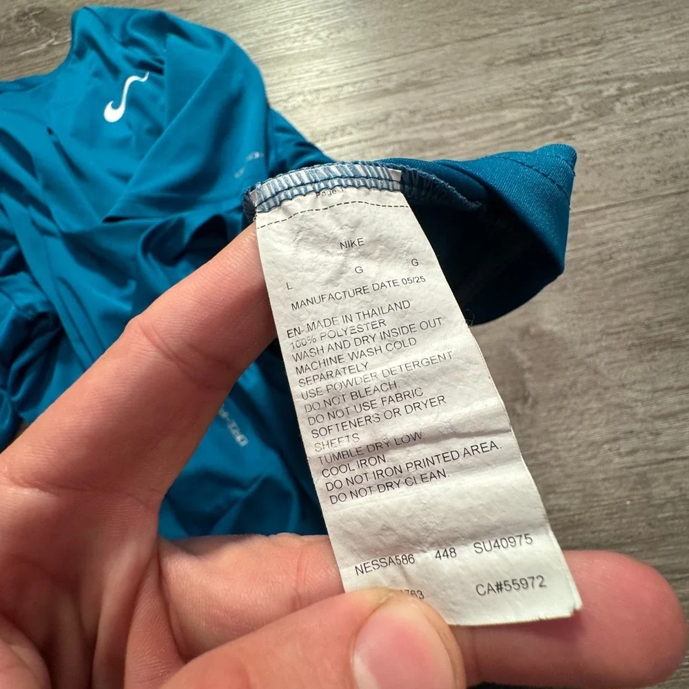 Nike Shirt Adult‎ Large Blue Swim UPF 40 Short Sleeve Performance Tee Surf Adult
